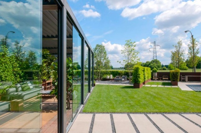 Le pergole bioclimatiche possono essere chiuse da ogni lato lo sapevi?